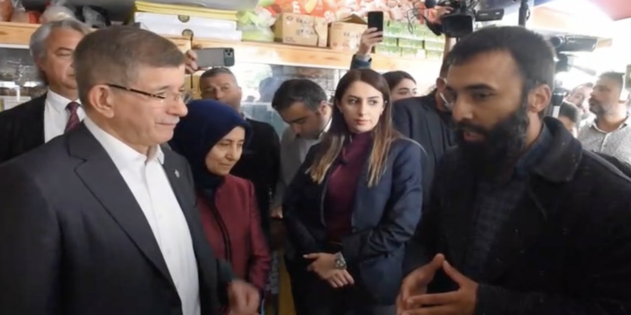 Furkan Vakfı destekçisi Davutoğlu'na teşekkür etti: "Zulme sessiz kalmadınız"