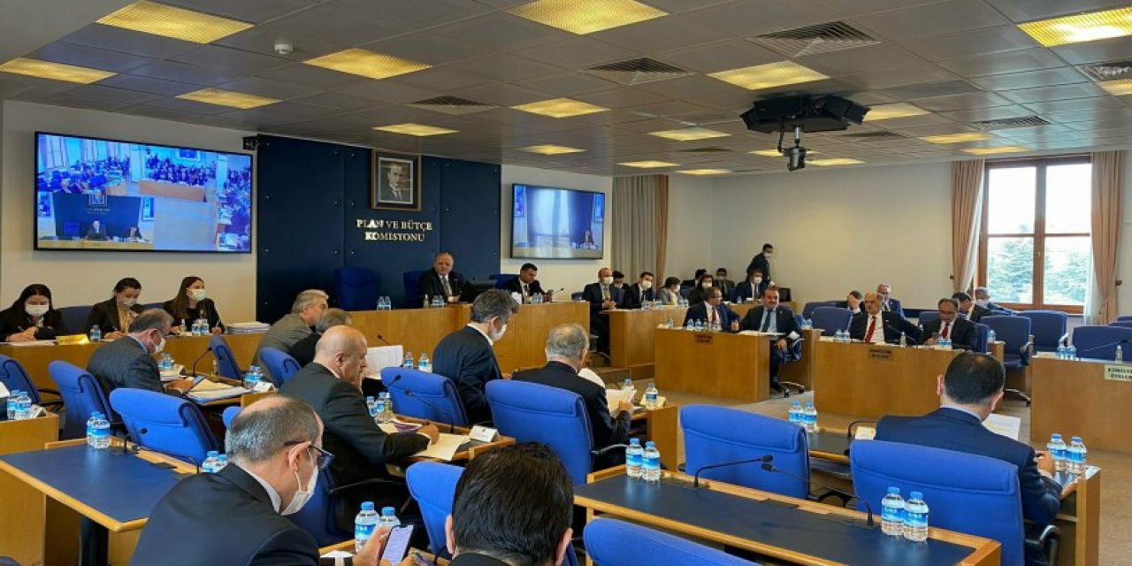 Meclis'teki Torba Kanun teklifi görüşmelerinde Boğaziçi tartışması: Nedir alıp veremediğiniz?