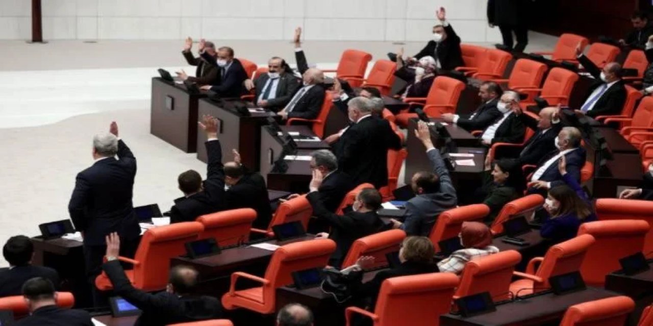 Meclis'te 'FETÖ' tartışması: 'Bizi tehdit etme aslanım'