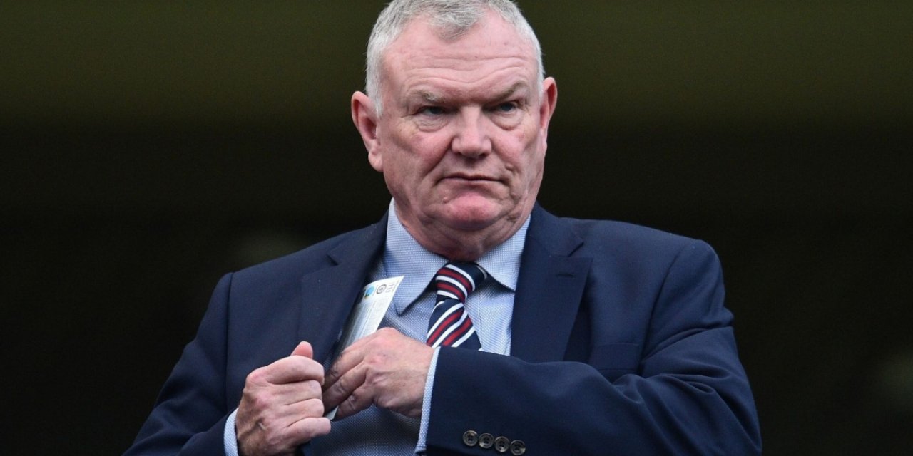 İngiltere Futbol Federasyonu Başkanı Greg Clarke ırkçı ifade sonrası istifa etti