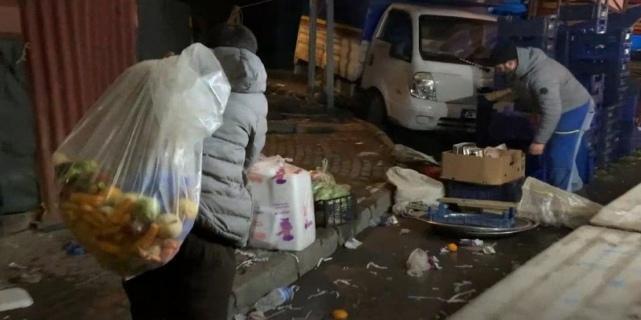 İşte Türkiye'nin gerçekliği! Vatandaşlar çürük ürünler için yarışıyor