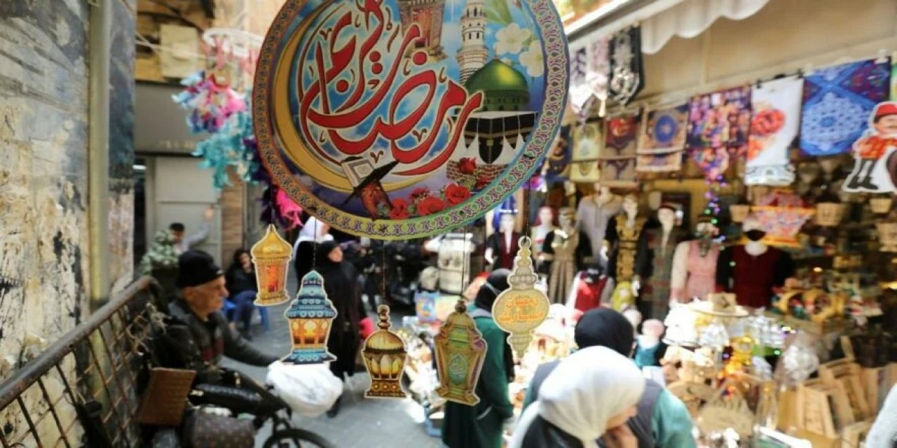 Başbakan yardımcısı ve Merkez Bankası çelişiyor: Lübnan iflas mı etti?