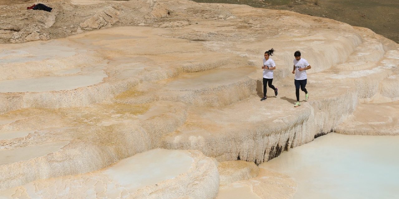Olimpiyatlara Van'ın travertenlerinde hazırlanıyor