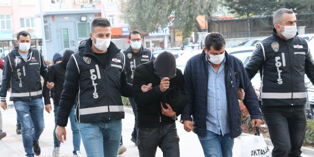 Niğde’de silah kaçakçılığı operasyonu: 9 gözaltı
