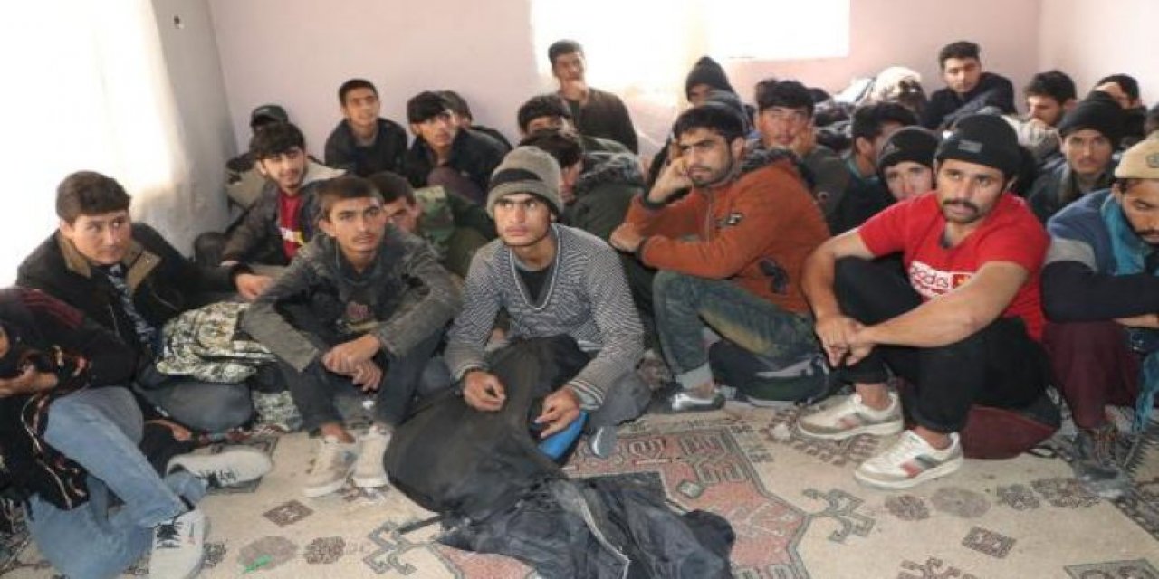 Tek odalı evde 35 kaçak göçmen yakalandı