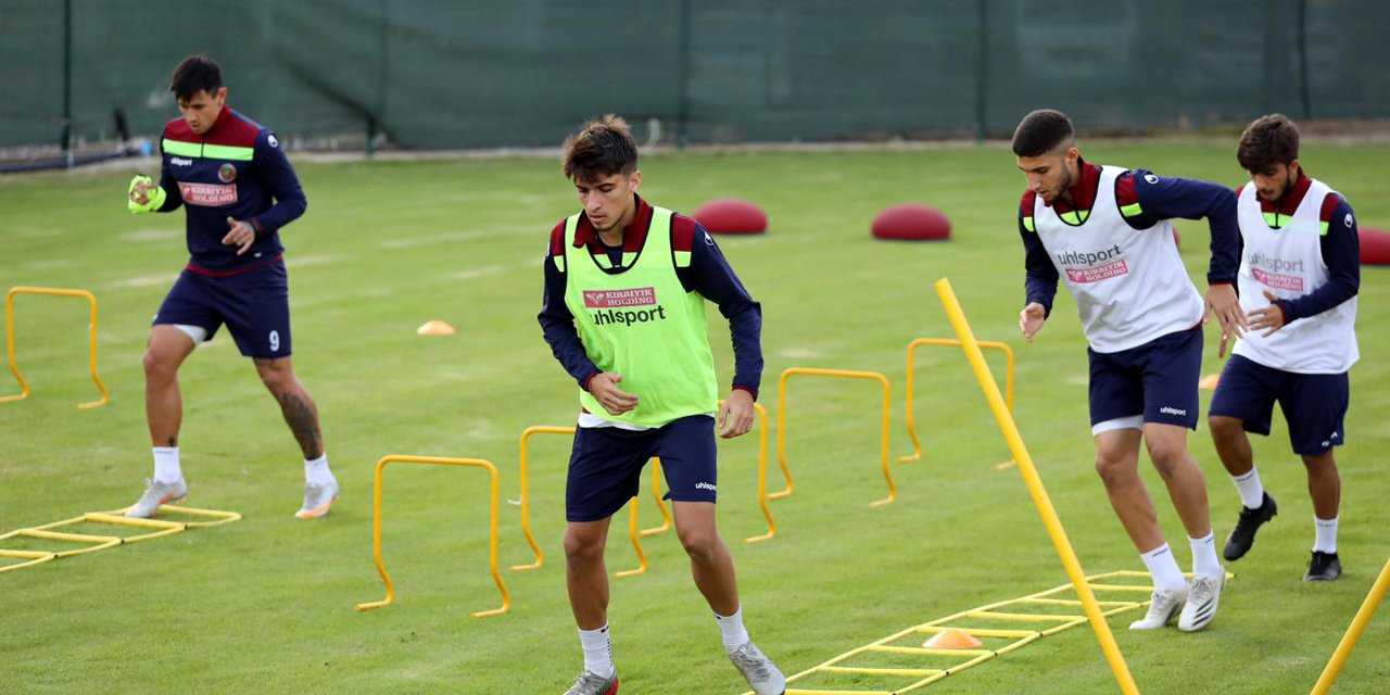 Alanyaspor, Antalyaspor maçı hazırlıklarına başladı