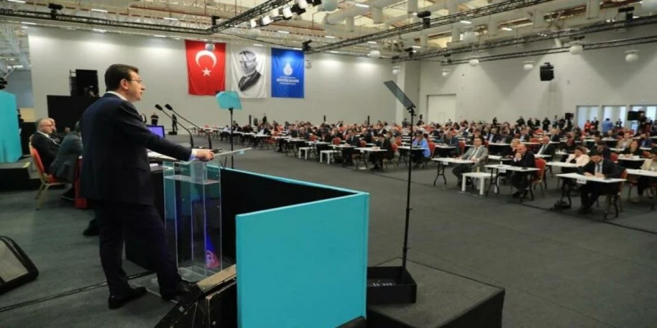 İBB Meclisi'nde sert tartışmalar: 'Ben tribün işlerini 40 sene önce bıraktım'