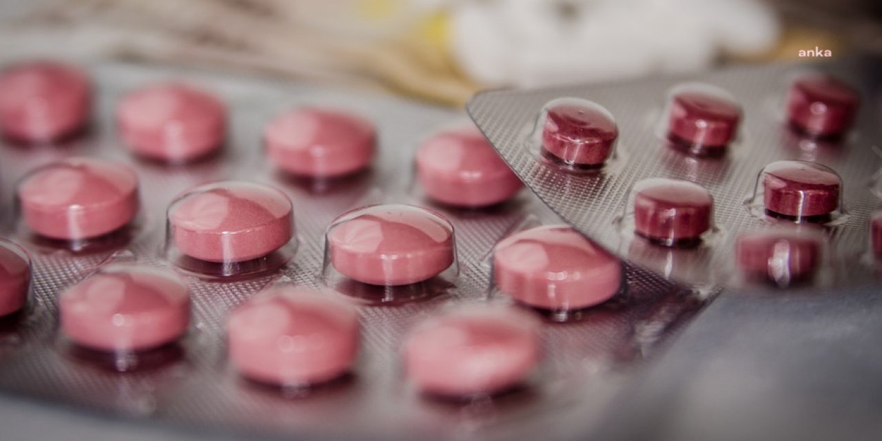 YURT DIŞI KAYNAKLI İLAÇLARIN FİYATI, SGK'NIN BELİRLEDİĞİ LİSTEDEKİ FİYATIN GÜNCEL KUR KARŞILIĞINDAN FAZLA OLAMAYACAK