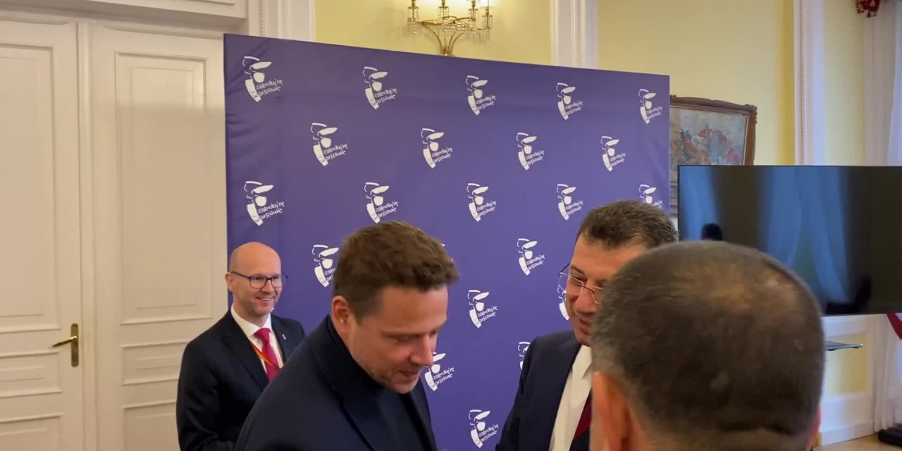 İBB’NİN YARDIM TIR'LARI VARŞOVA VE KÖSTENCE’YE ULAŞTI