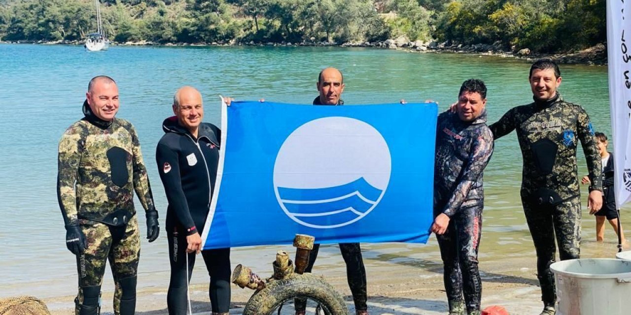 BODRUM’DA SAHİL VE YOL KENARLARI ATIKTAN TEMİZLENDİ