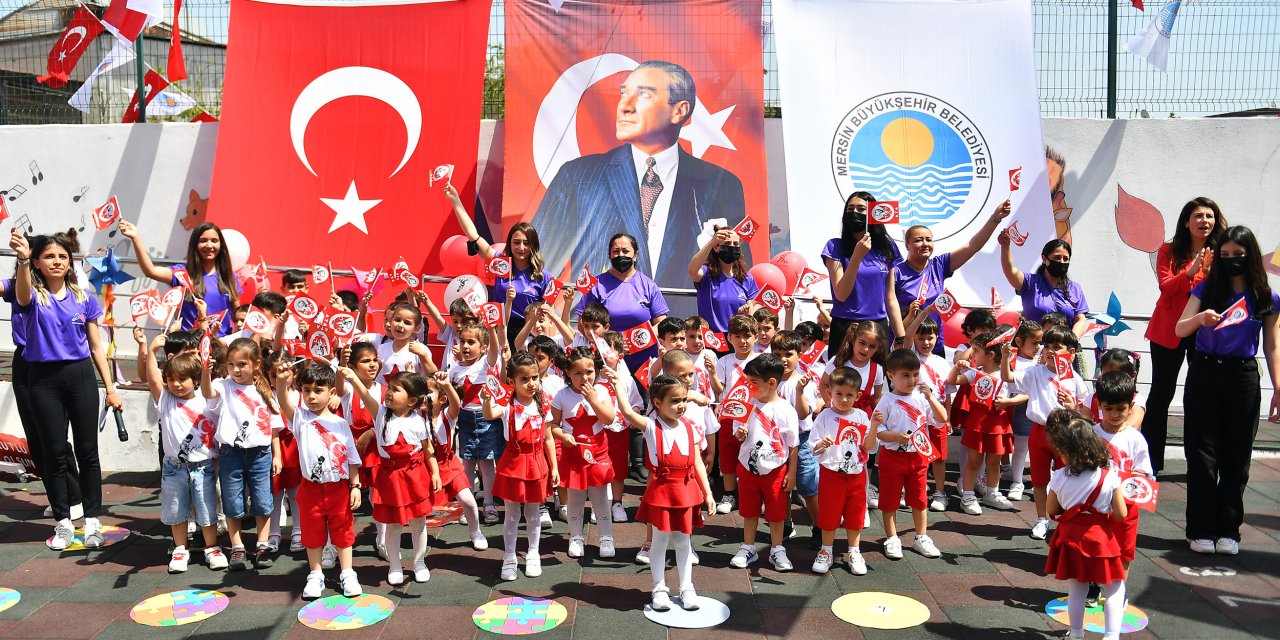 MERSİN BÜYÜKŞEHİR’İN MÜNİR ÖZKUL KREŞİ’NDE 23 NİSAN COŞKUSU