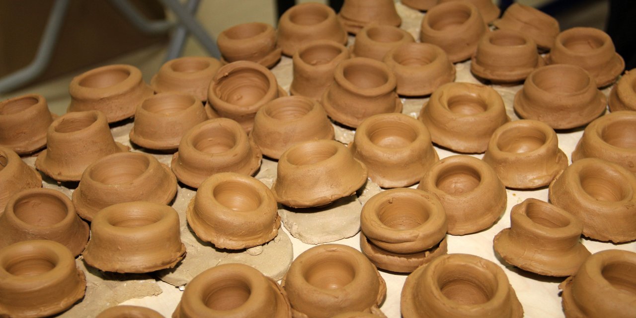 ÇANKAYALI ÖĞRENCİLER, SERAMİK ATÖLYESİNDE BULUŞTU