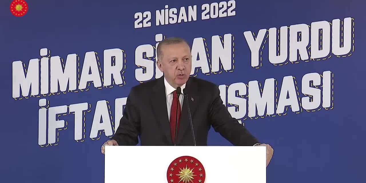 ERDOĞAN: “ESKİDEN ÜNİVERSİTE KAPISINDA ÖYLE BİR YIĞILMA VARDI Kİ. 10 ÖĞRENCİDEN BİR TANESİ GİREBİLİYORDU. ŞİMDİ 10’DA 10”