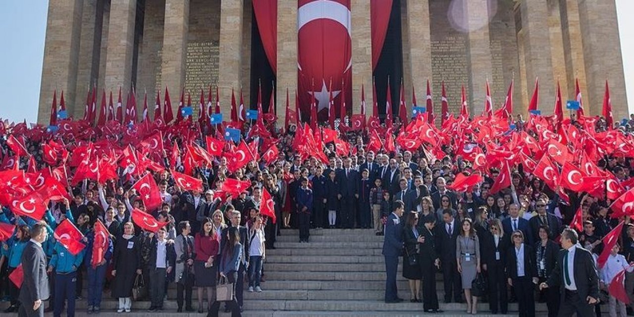 Ulu Önder Mustafa Kemal Atatürk, 23 Nisan'ı çocuklara armağan etti: 23 NİSAN ULUSAL EGEMENLİK VE ÇOCUK BAYRAMIMIZ KUTLU OLSUN!