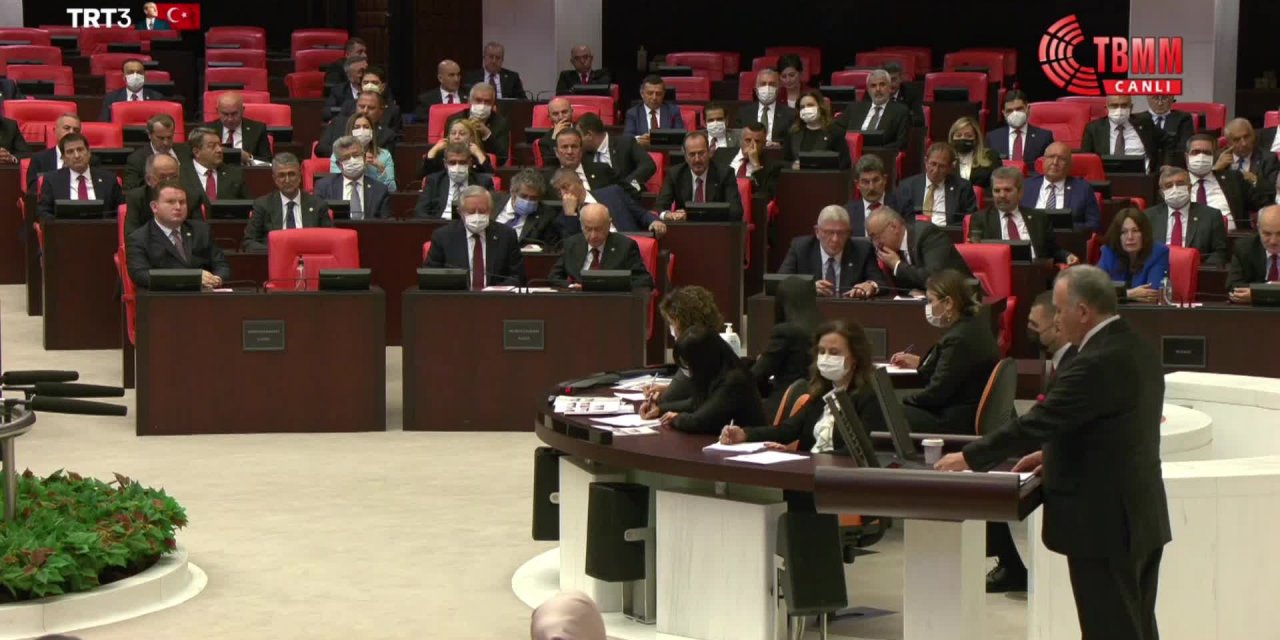 MHP’Lİ AKÇAY: TÜRKİYE 6 YILDIR, KAYBOLAN YILLARINI TELAFİ ETMEKTEDİR. ESKİ SİSTEME DÖNME ARZUSU, SİYASİ GERİCİLİKTİR