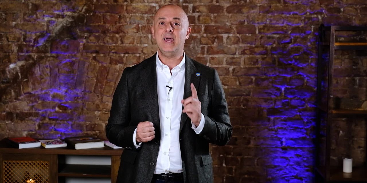 ÜMİT ÖZLALE: AK PARTİ, KENDİNE YAKIN OLAN KİŞİLERİ ORTA VE UZUN DÖNEMDE ÇOK CİDDİ BİR BÜTÇE OLUŞTURACAĞINI BİLEREK İŞE ALIYOR