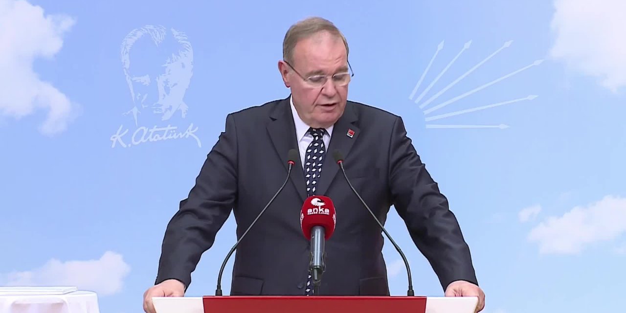 ÖZTRAK: “TÜRK LİRASI DOLAR KARŞISINDA YÜZDE 44 DEĞER KAYBETTİ. ÜLKESİNİ KÖTÜ YÖNETİP, PARASINI PUL ETMEDE ŞAMPİYONLUK BİZDEKİ HÜKÜMETTE”