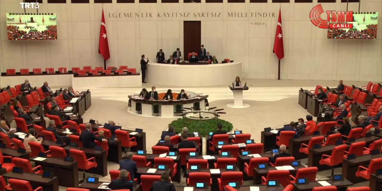 CHP’NİN ÇOCUK YOKSULLUĞUNUN ARAŞTIRILMASI İÇİN VERDİĞİÖNERGE REDDEDİLDİ: "BİR NESİL KAYBOLUYOR"