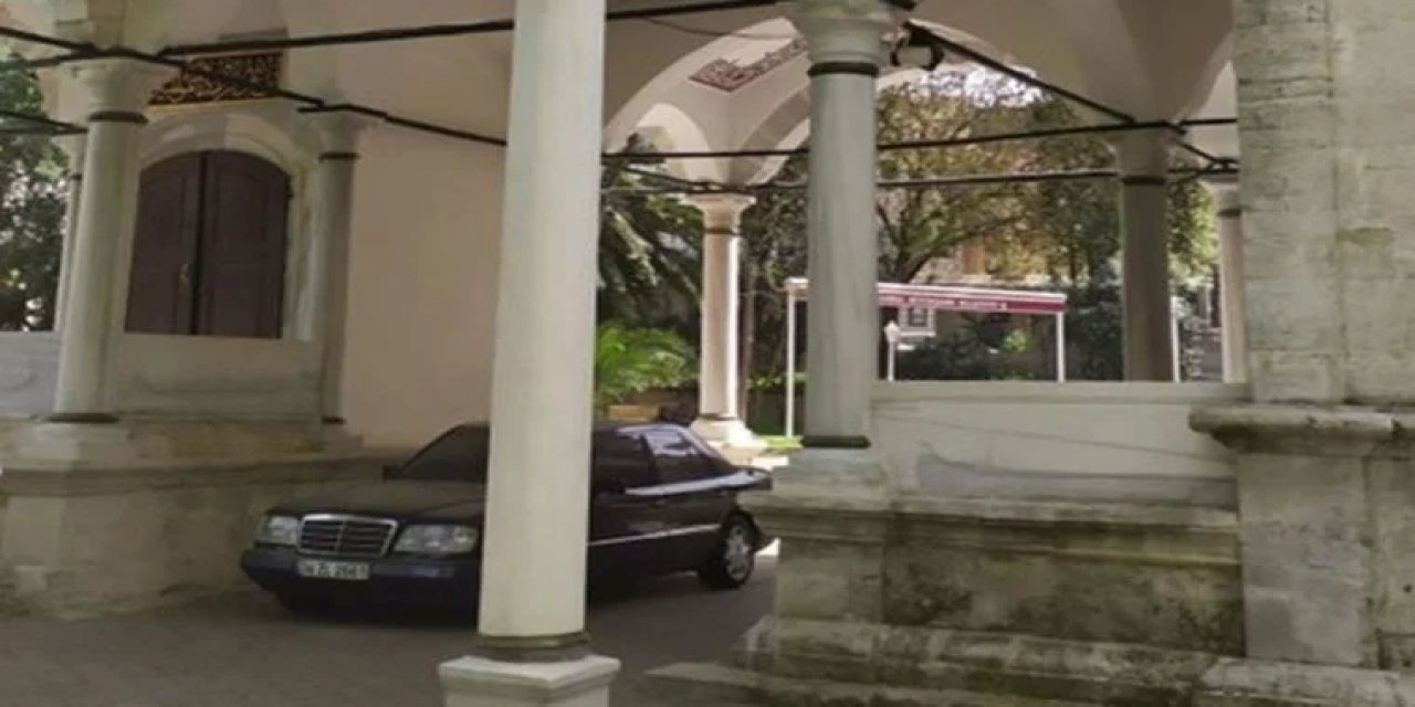 İmam Mercedes'ini avluya çekti: 'Burası benim iş yerim'