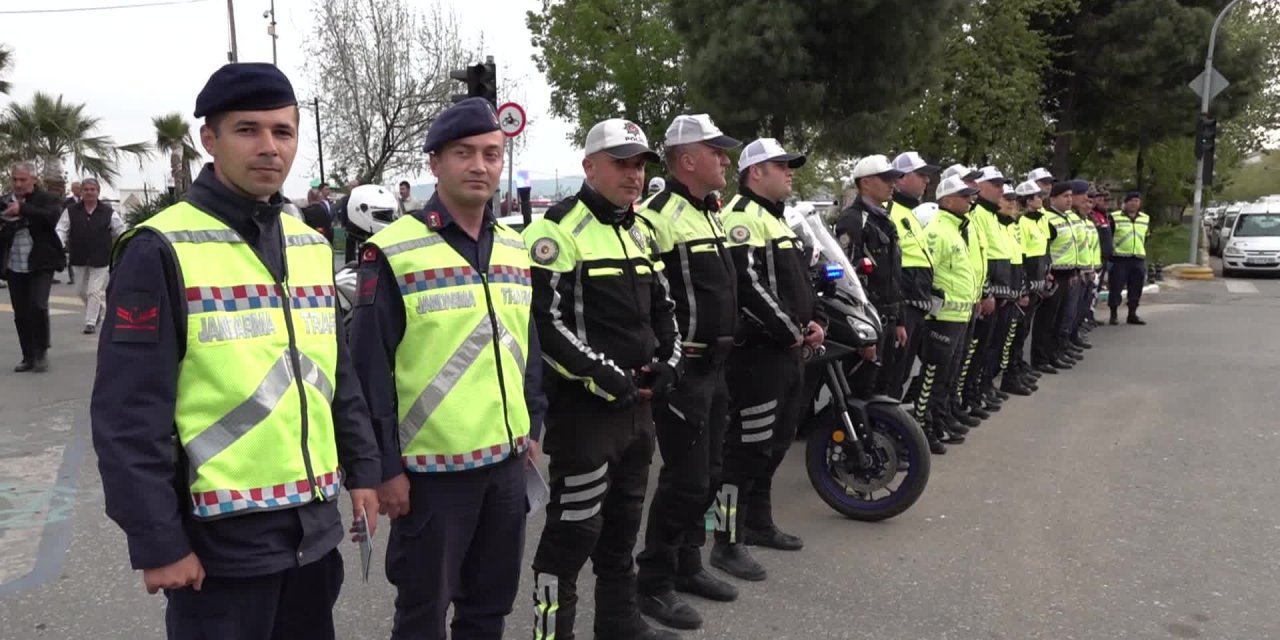 VALİYE KEMERSİZ YAKALANAN SÜRÜCÜ: "ŞURADAN BİNDİK, ONDAN"