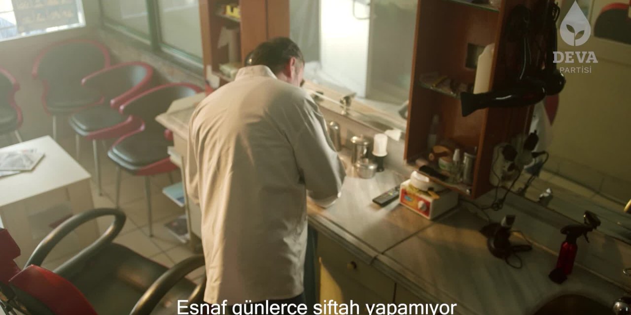 DEVA PARTİSİ’NDEN REKLAM FİLMİ: “DEMOKRASİ. ATILIM. DERHAL. BUGÜN’