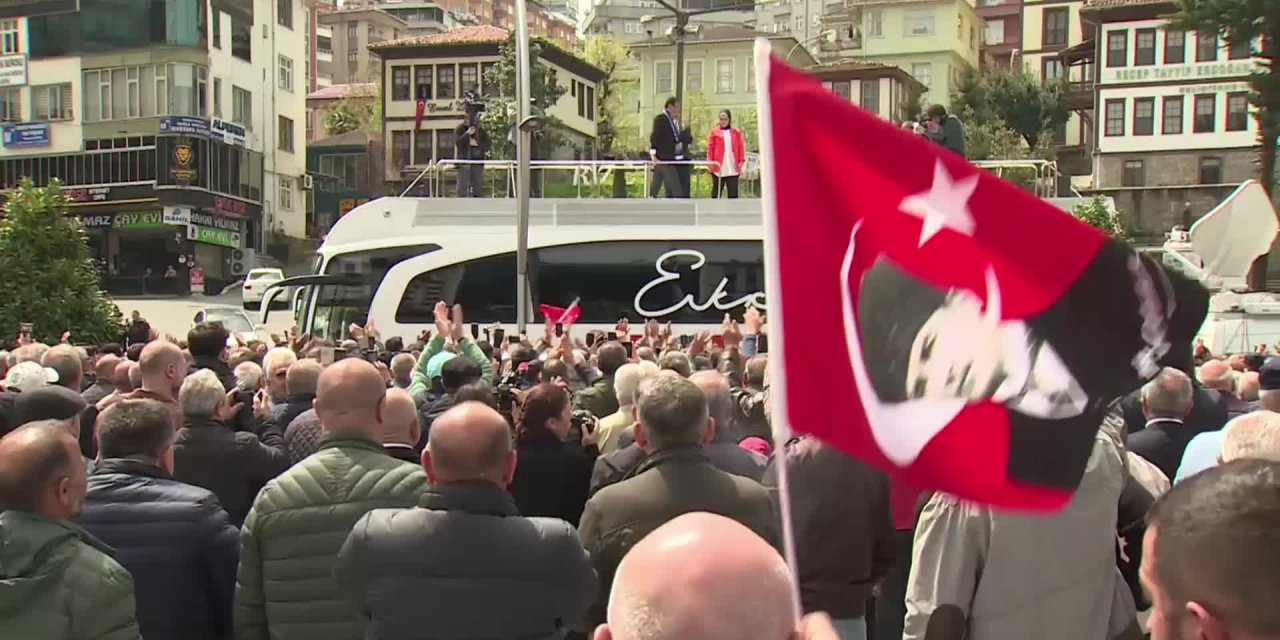 İMAMOĞLU, RİZE'DE: “BİZ DİYORUZ Kİ AHLAKLI SİYASET, BAŞKALARI DİYOR Kİ HER ŞEYİ BEN KAZANACAĞIM. OLMAZ ÖYLE ŞEY”