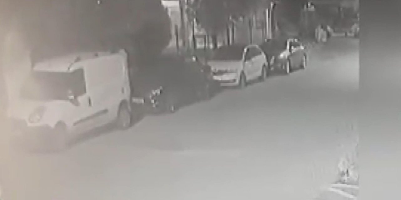 Kartal'da marketin kundaklanma anları kamerada