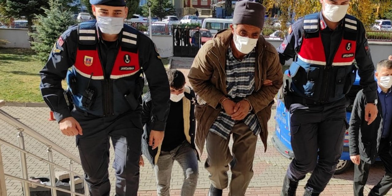 Kendisiyle aynı adı taşıyan tek oğlunu hırsız zannedip, öldürdü, SERBEST BIRAKILDI