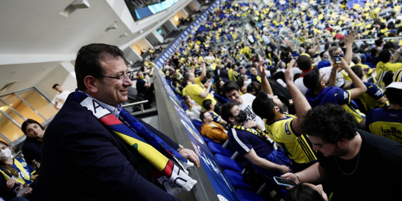 İMAMOĞLU’NDAN ALİ KOÇ’A: “İKTİDARA TOZ KONDURMAMASINI CAMİANIN TAKDİRİNE BIRAKIYORUM. BU DİLİN SAYGIN KOÇ AİLESİ’NE ZARAR VERMEMESİ DİLEĞİYLE”