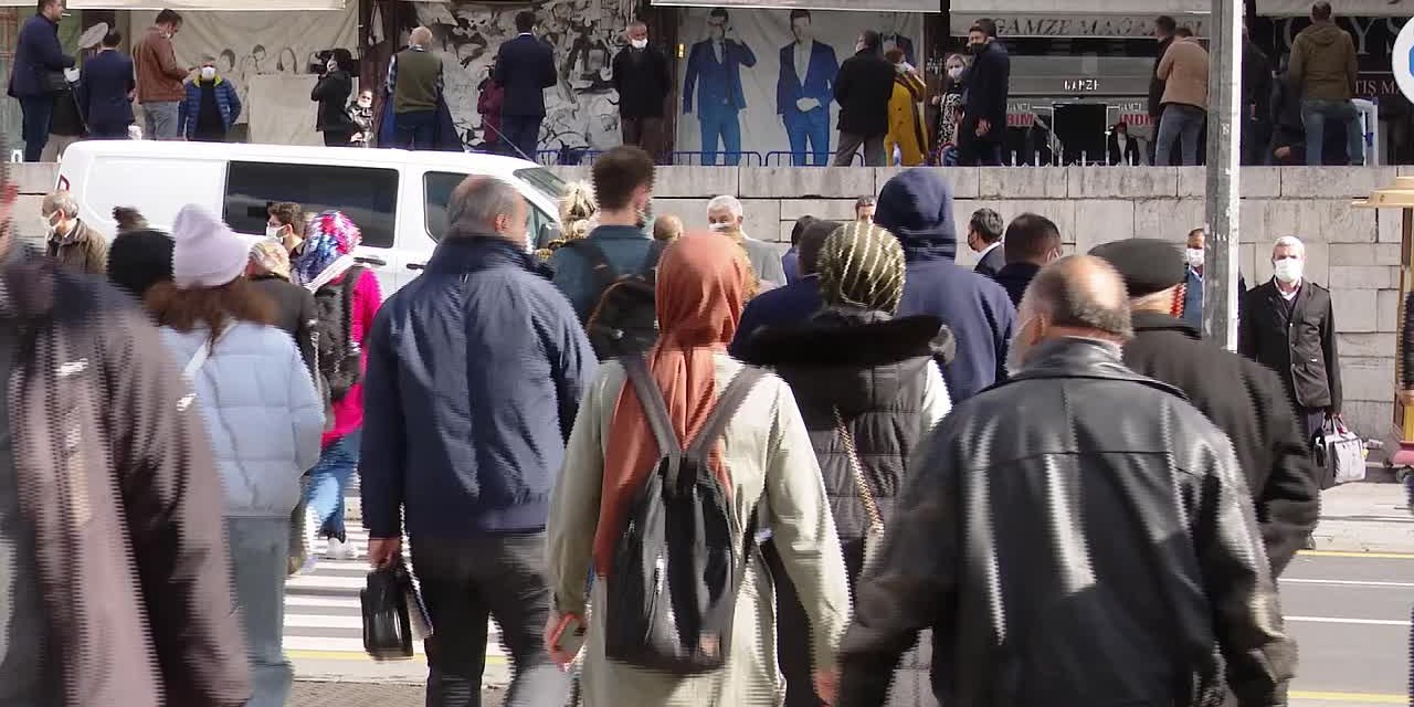 İŞKUR: İŞSİZ SAYISI NİSANDA YÜZDE 23 ARTARAK 3 MİLYON 583 BİN KİŞİYE YÜKSELDİ