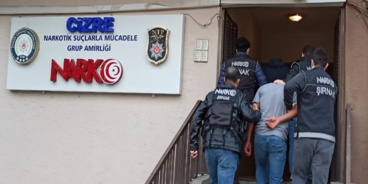 Şırnak'ta uyuşturucu satıcılarına operasyon: 4 gözaltı
