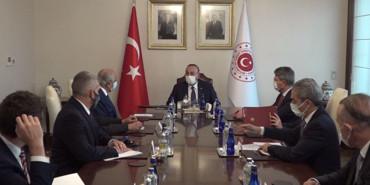 Bakan Çavuşoğlu, ABD'nin Afganistan Özel Temsilcisi Halilzad'ı kabul etti