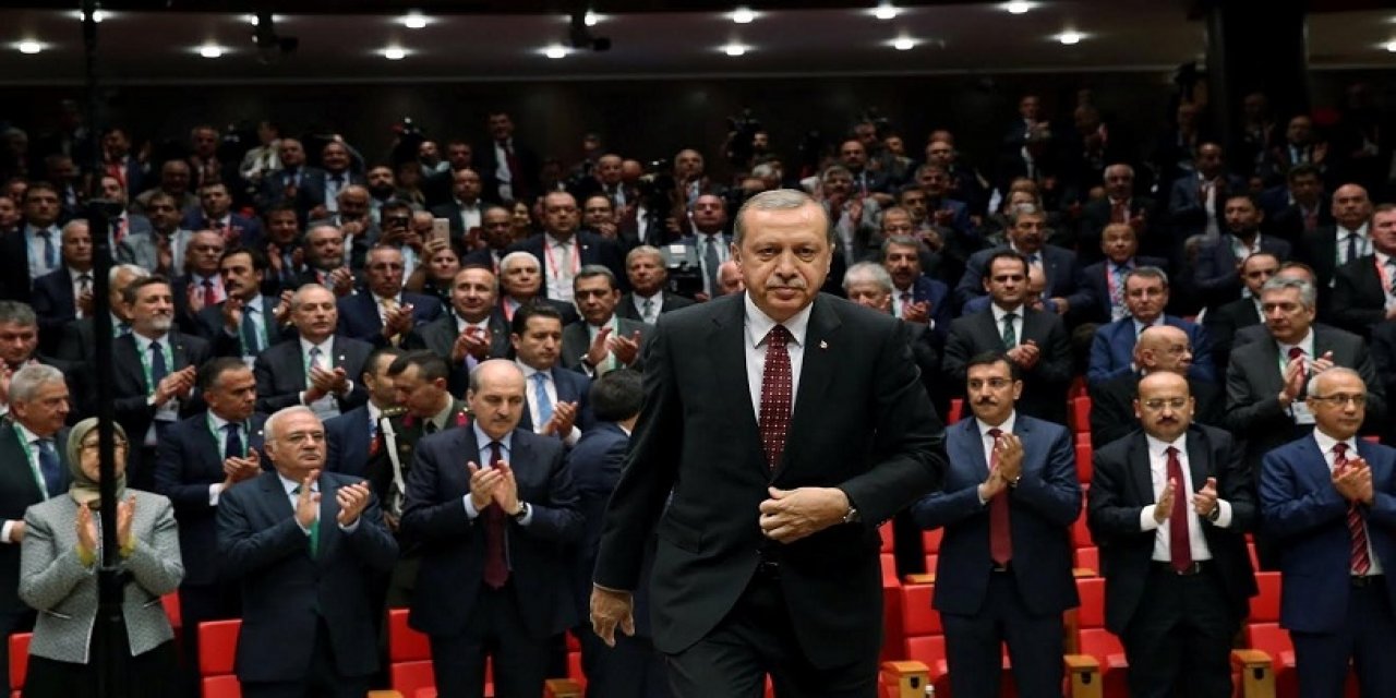 Parti kulislerinden sızdı: AKP, seçim için kendine iki rakip belirledi