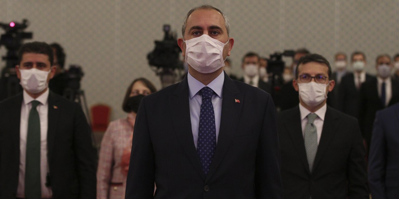 Bakan Gül: Yargı konjonktüre bakmaz; hukuka, Anayasa'ya bakar