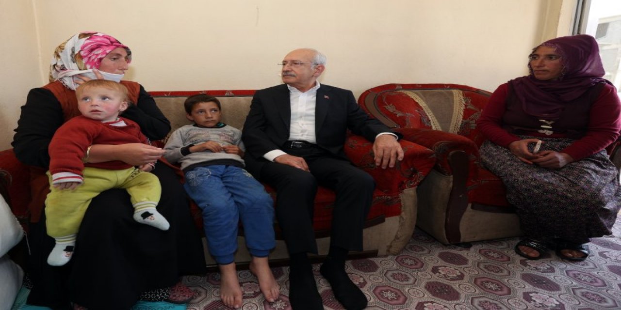 Kılıçdaroğlu, Van'da elektrikleri kesik aileyi ziyaret etti: Açlık yok diyenler gelip görsünler
