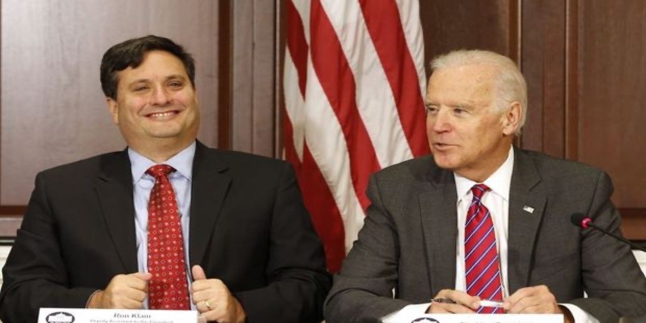 Joe Biden’ın Beyaz Saray Genel Sekreterliğine atadığı Ron Klain kimdir? Artıları eksileri