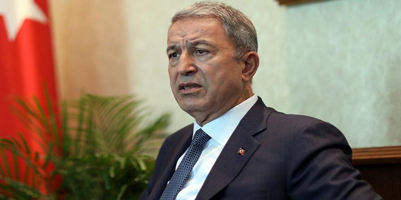 Bakan Akar: Oradaki kazdıkları hendeklere teröristleri gömeceğimizi söyledik. Çok şükür gömdük.