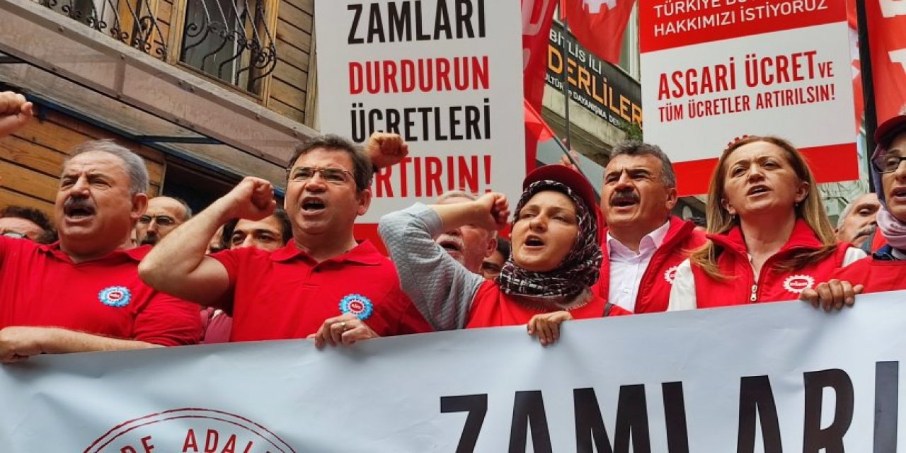DİSK'ten 'asgari ücret arttırılsın' talebiyle eylem