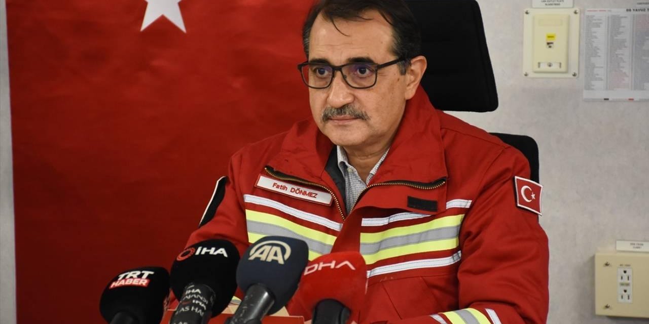 Bakan Dönmez'den "Karadeniz gazı fiyatlara ne zaman yansıyacak?" sorusuna yanıt