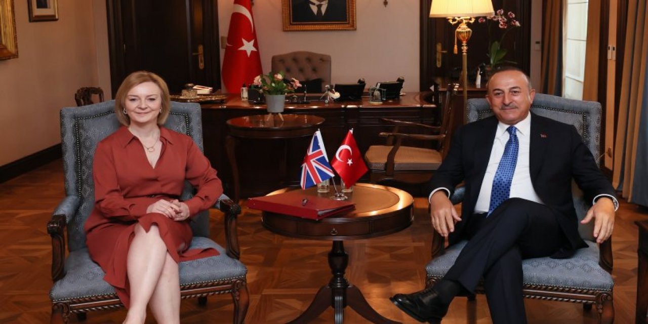 Çavuşoğlu'ndan 'çalıntı tahıl' açıklaması: Ukrayna'nın malının illegal şekilde Türkiye'ye gelmesine müsade etmeyiz