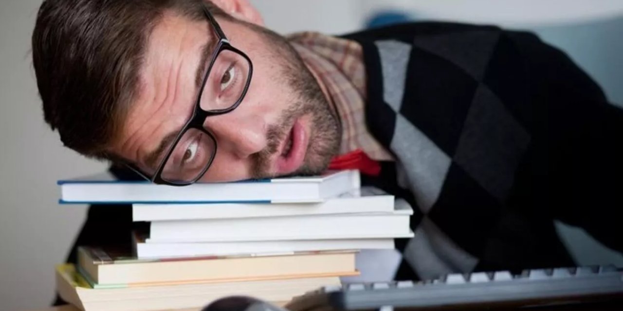 Bu 7 belirti varsa dikkat! Tükenmişlik sendromuna yakalanmış olabilirsiniz