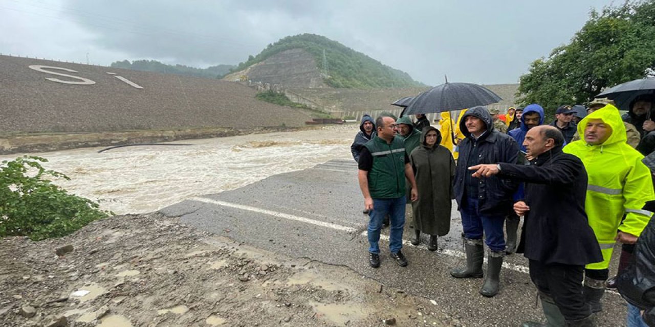 Bakan Soylu sel bölgesinde: Kayıp iki kişiyi arama çalışmaları devam ediyor