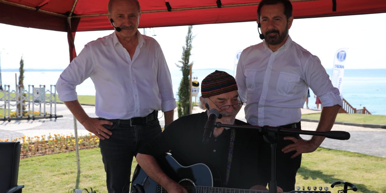 DİDİM AMFİ TİYATRO'DA SERHAN ASKER VE BAŞKAN ATABAY'A YOĞUN İLGİ