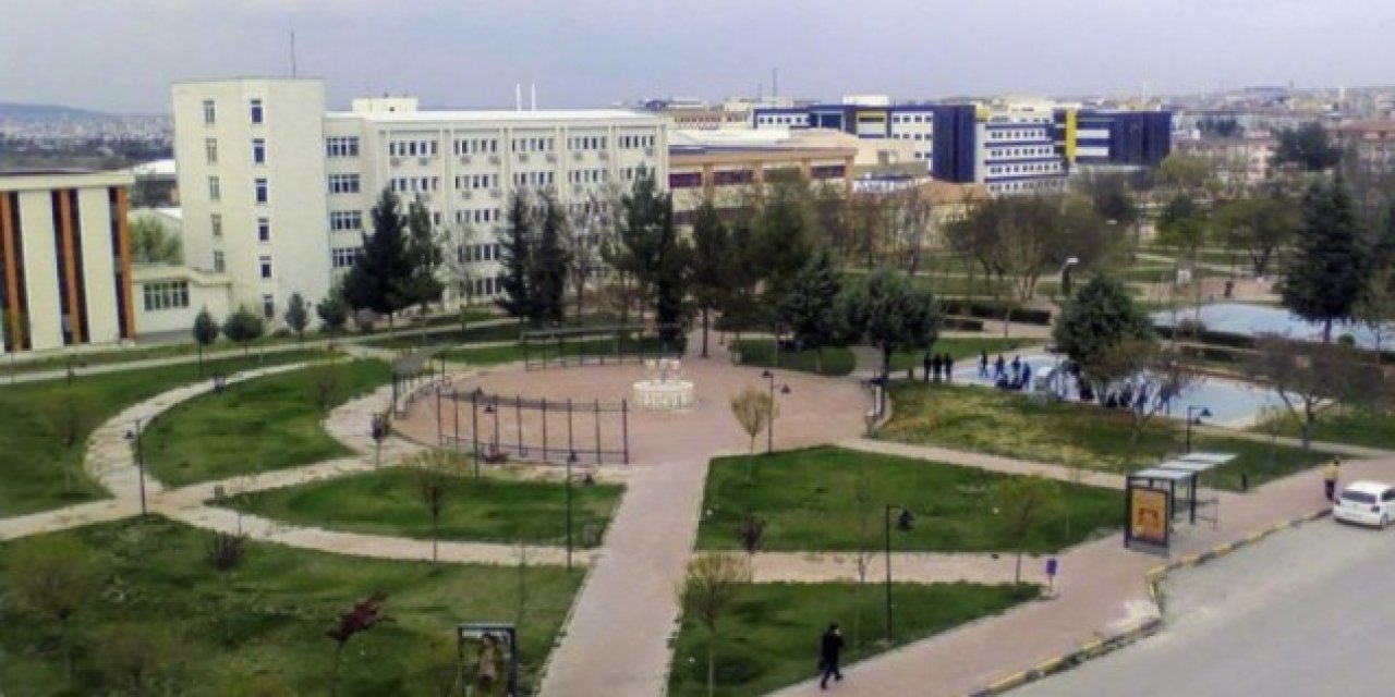 Gaziantep Üniversitesi'ndeki akrabalık ağı ölüm ilanıyla ortaya çıktı!