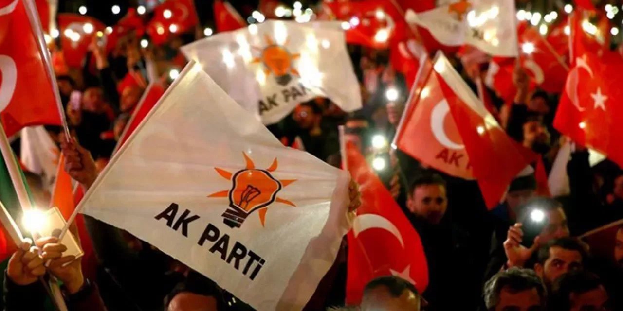 AKP'nin ileri gelen ismi Ankara'daki gayrimenkullerini elden çıkarıyor: Parti içinde 'Abi kaçıyorlar' yorumu var