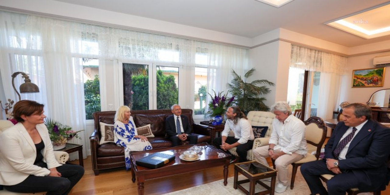 Kılıçdaroğlu'ndan Cüneyt Arkın'ın ailesine ziyaret