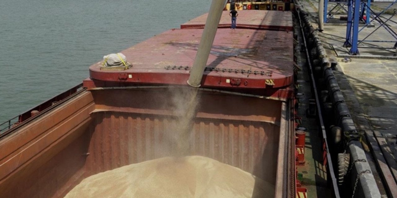Tahıl taşıyan ilk gemi Ukrayna'nın Odessa Limanı'ndan ayrıldı