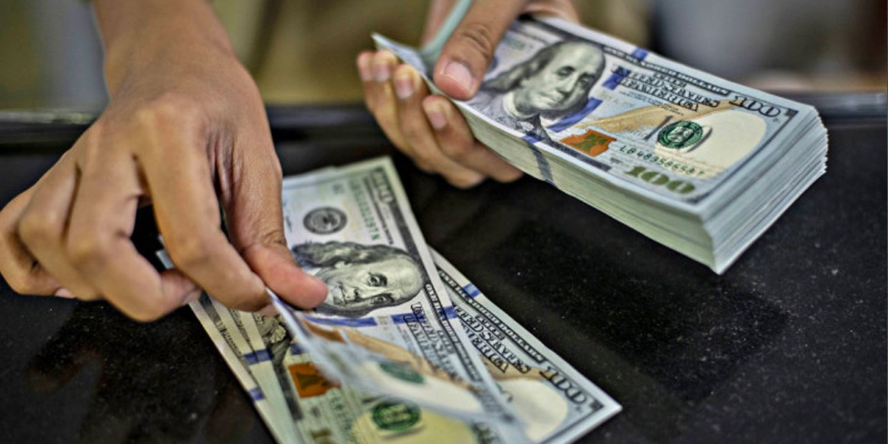 Dolar/TL kuru haftaya rekor tazeleyerek başladı