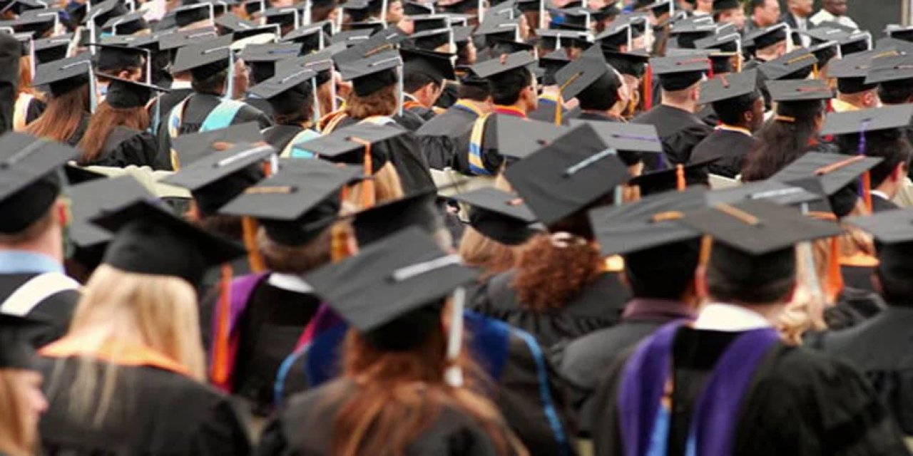 TÜİK üniversite mezunlarının gerçeğini ortaya koydu: Yüzde 71 istihdam, 13 ay iş arama süreci...