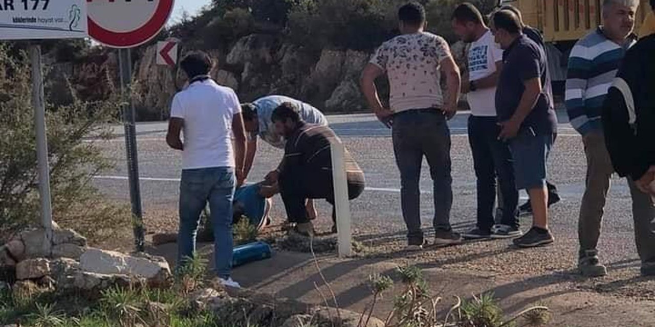 Otomobille çarpışan motosikletin sürücüsü öldü
